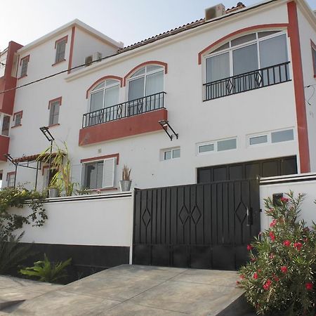 Bed and Breakfast Yria Residencial Porto Novo Esterno foto