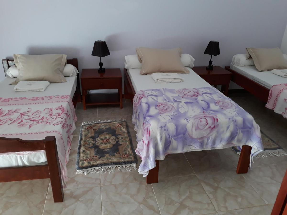 Bed and Breakfast Yria Residencial Porto Novo Esterno foto