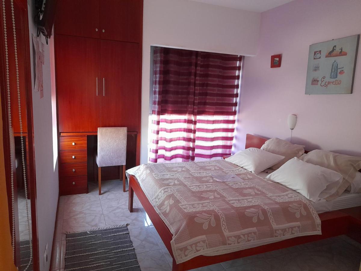 Bed and Breakfast Yria Residencial Porto Novo Esterno foto