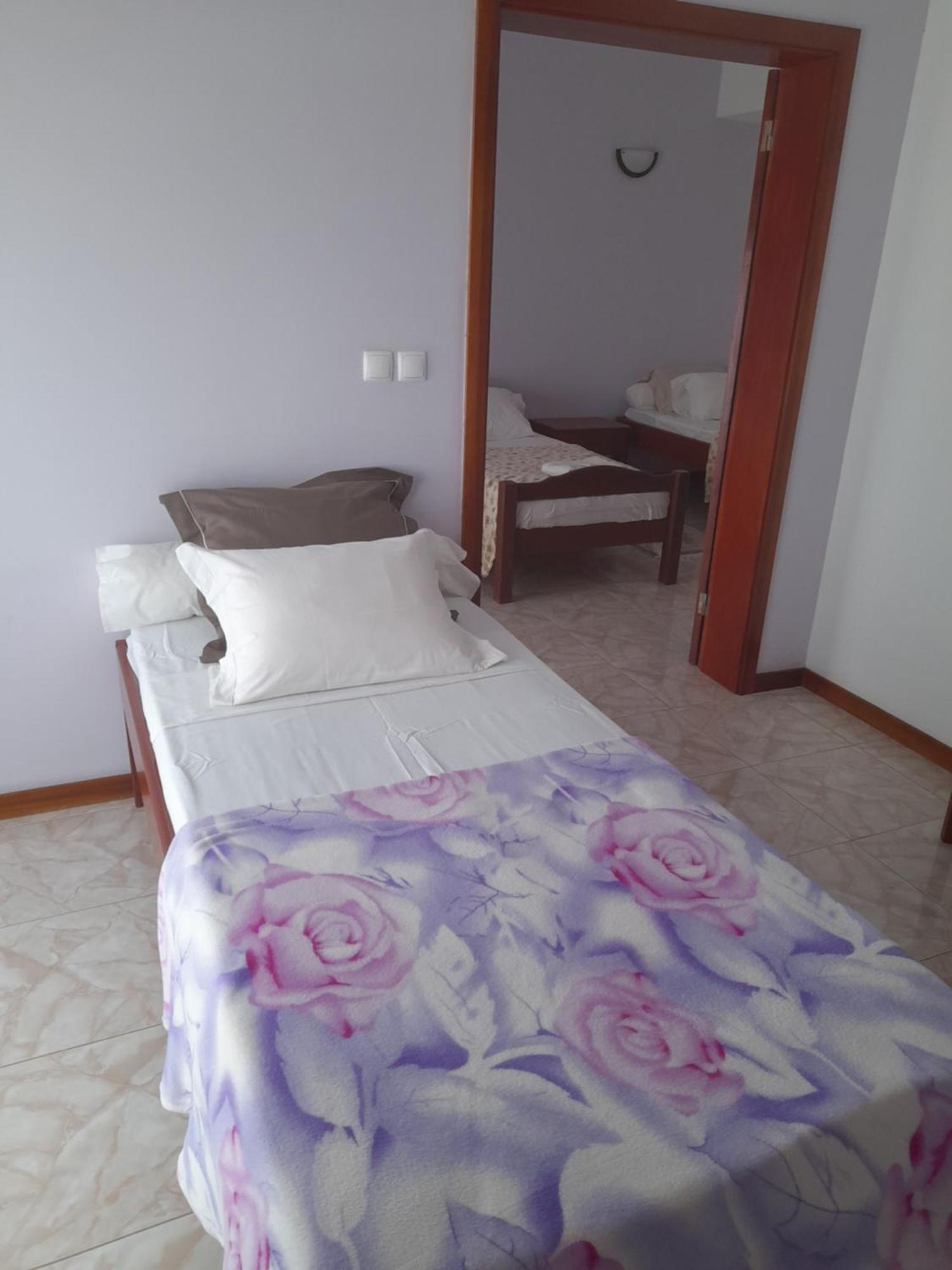 Bed and Breakfast Yria Residencial Porto Novo Camera foto